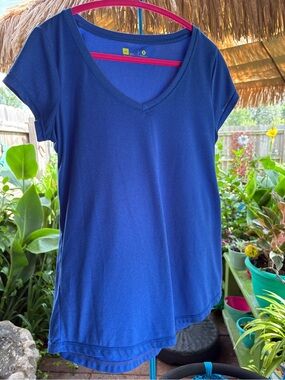 Women's Blue and Green  V-Neck Short Sleeve shirts 2 shirts